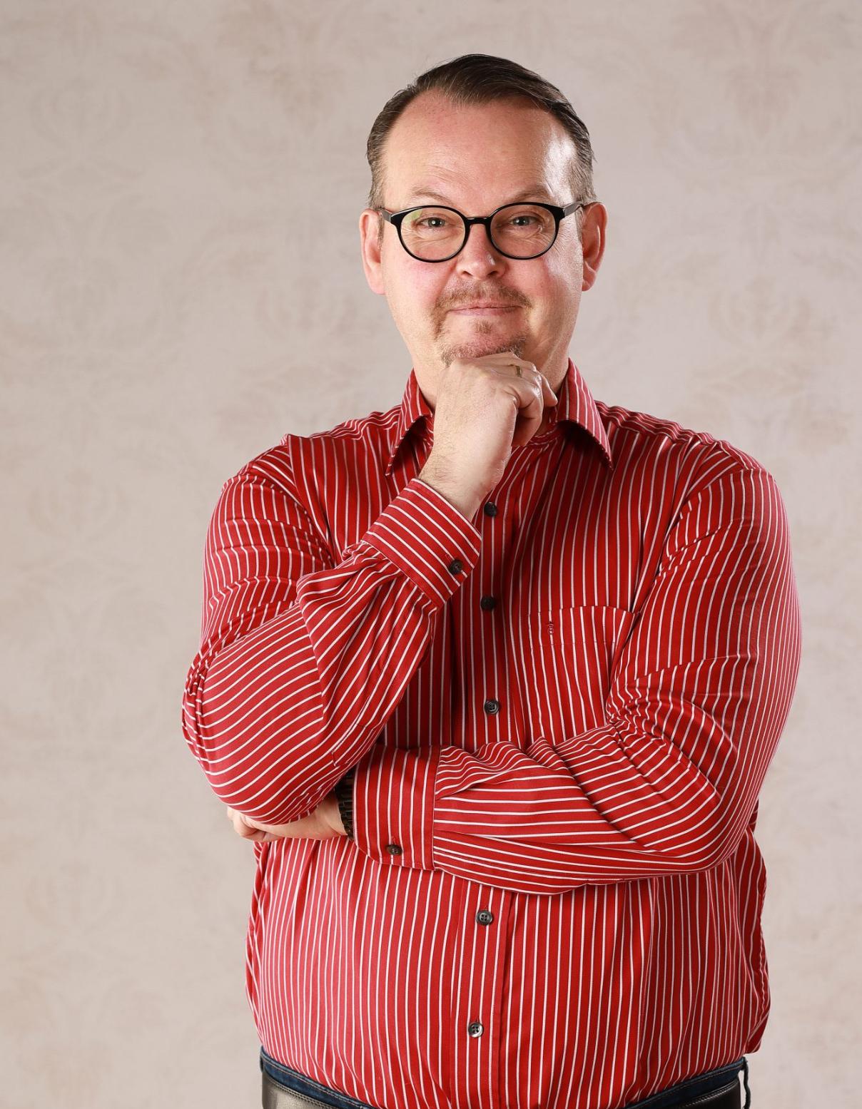 Teemu LaasanenTeemu Laasanen
 